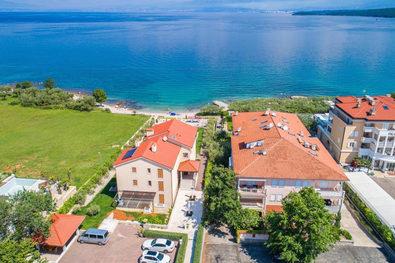 Apartments Villa Malin Malinska Eksteriør bilde